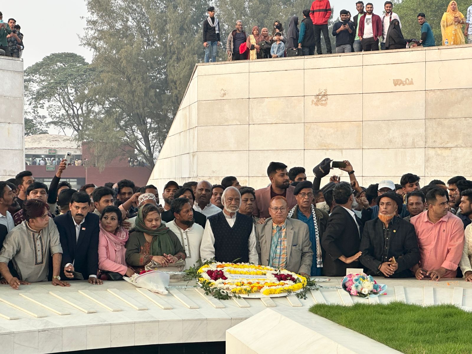 গণতন্ত্র ফিরিয়ে আনাই হবে অন্তর্বতীকালীন সরকারের মূল দায়িত্ব-ড. আব্দুল মঈন খান